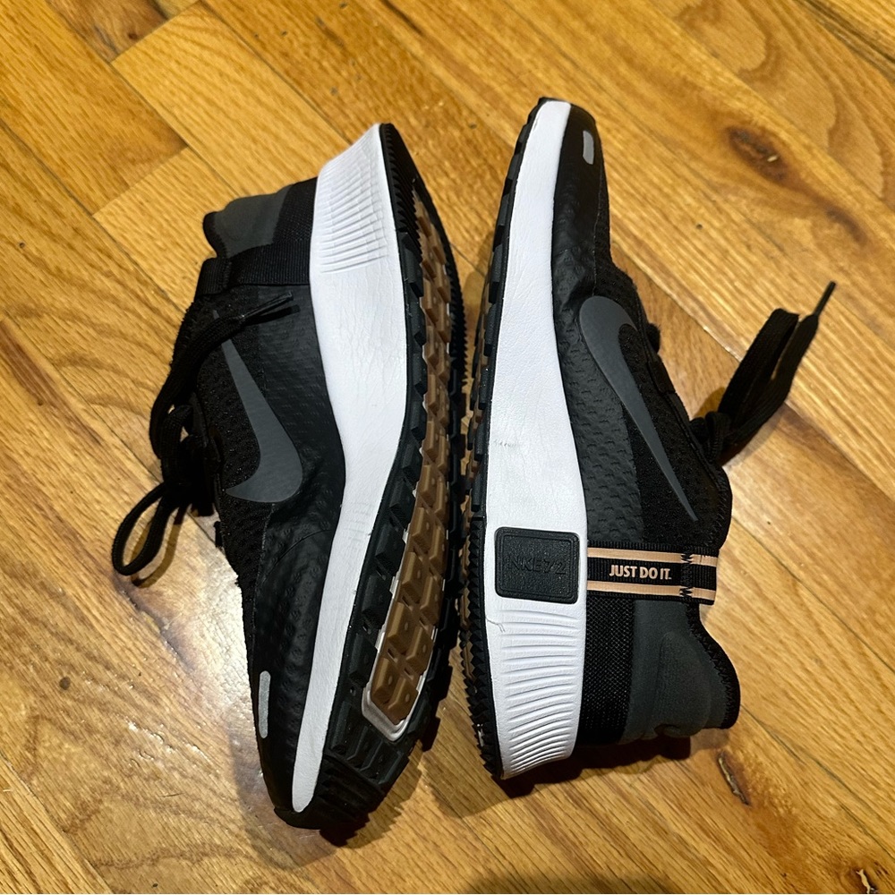 Nike Reposta running/casual shoe
